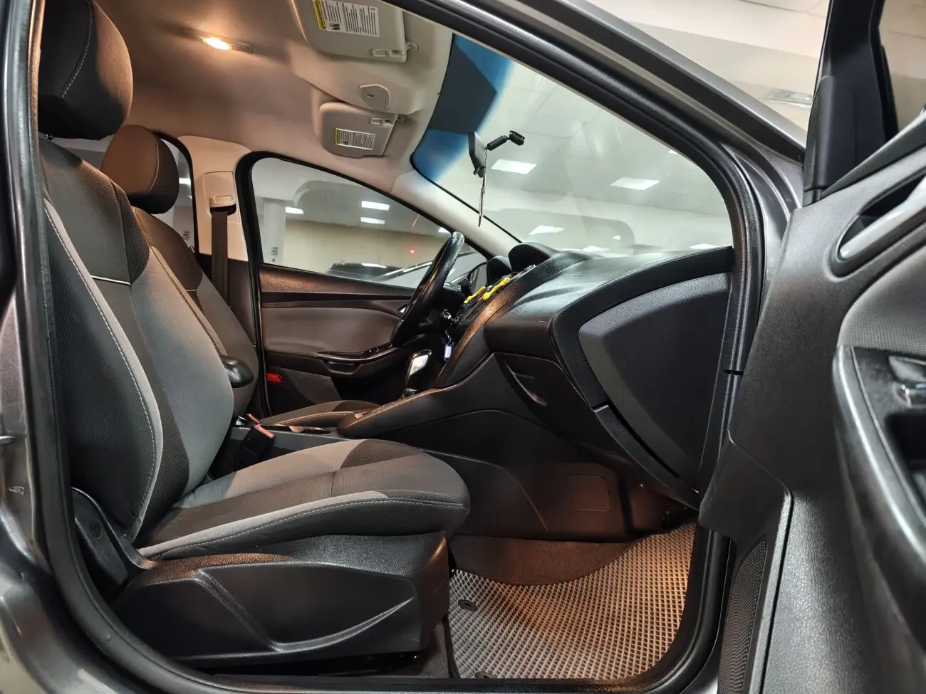 Ford Focus Sedan 2.0і 16V 6АКПП 2014 р.в. (160 к.с.) 6