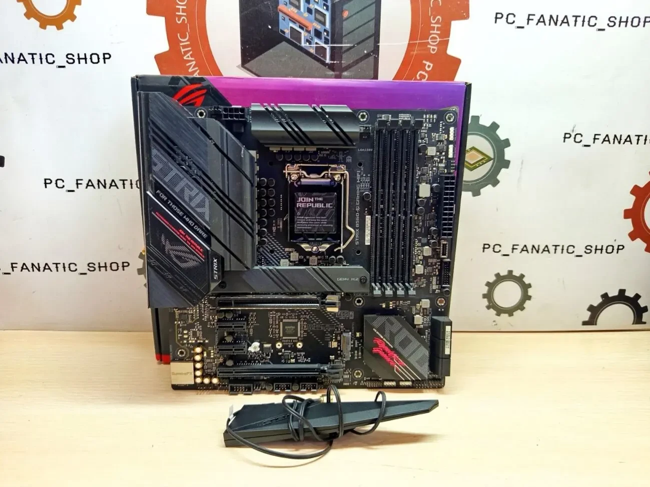 Материнська плата ASUS ROG STRIX B560-G GAMING WIFI