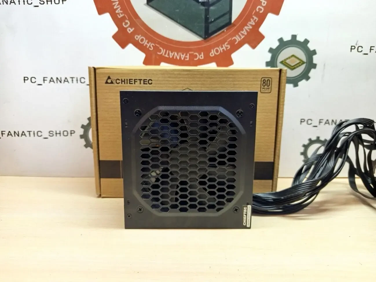 Блок живлення Chieftec EON 600W (ZPU-600S) 2