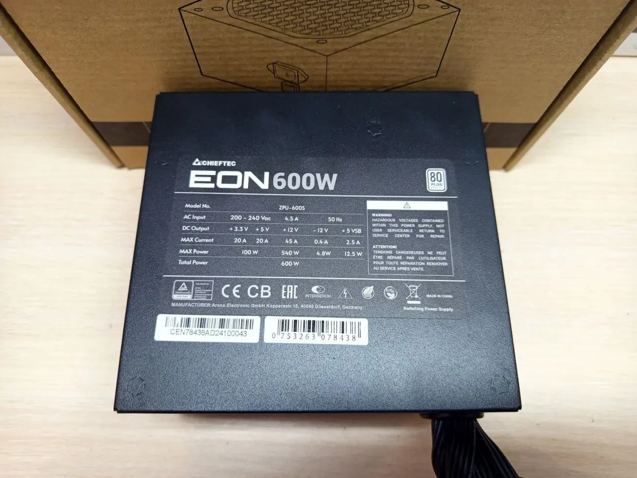 Блок живлення Chieftec EON 600W (ZPU-600S) 4