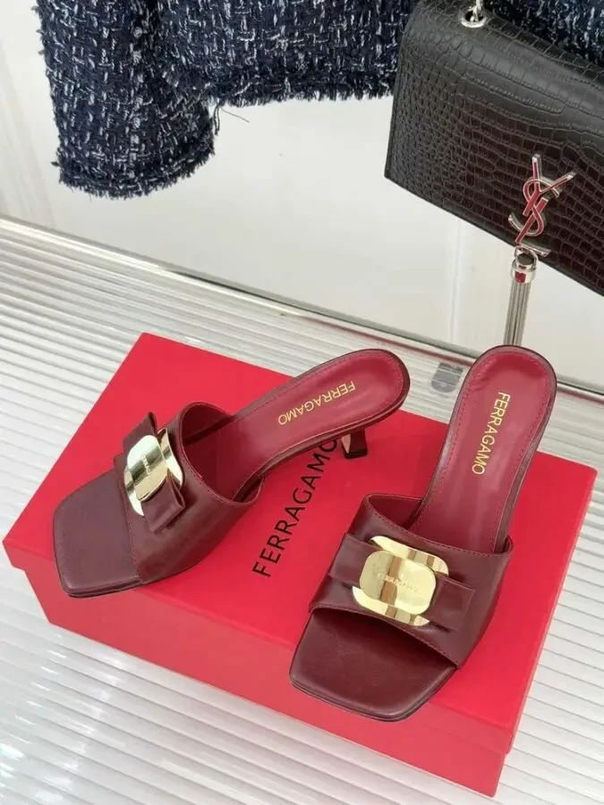 Мюлі Ferragamo 35-41 10