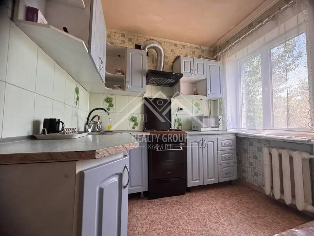 Продаж 2-кімнатної квартири. Югок 6