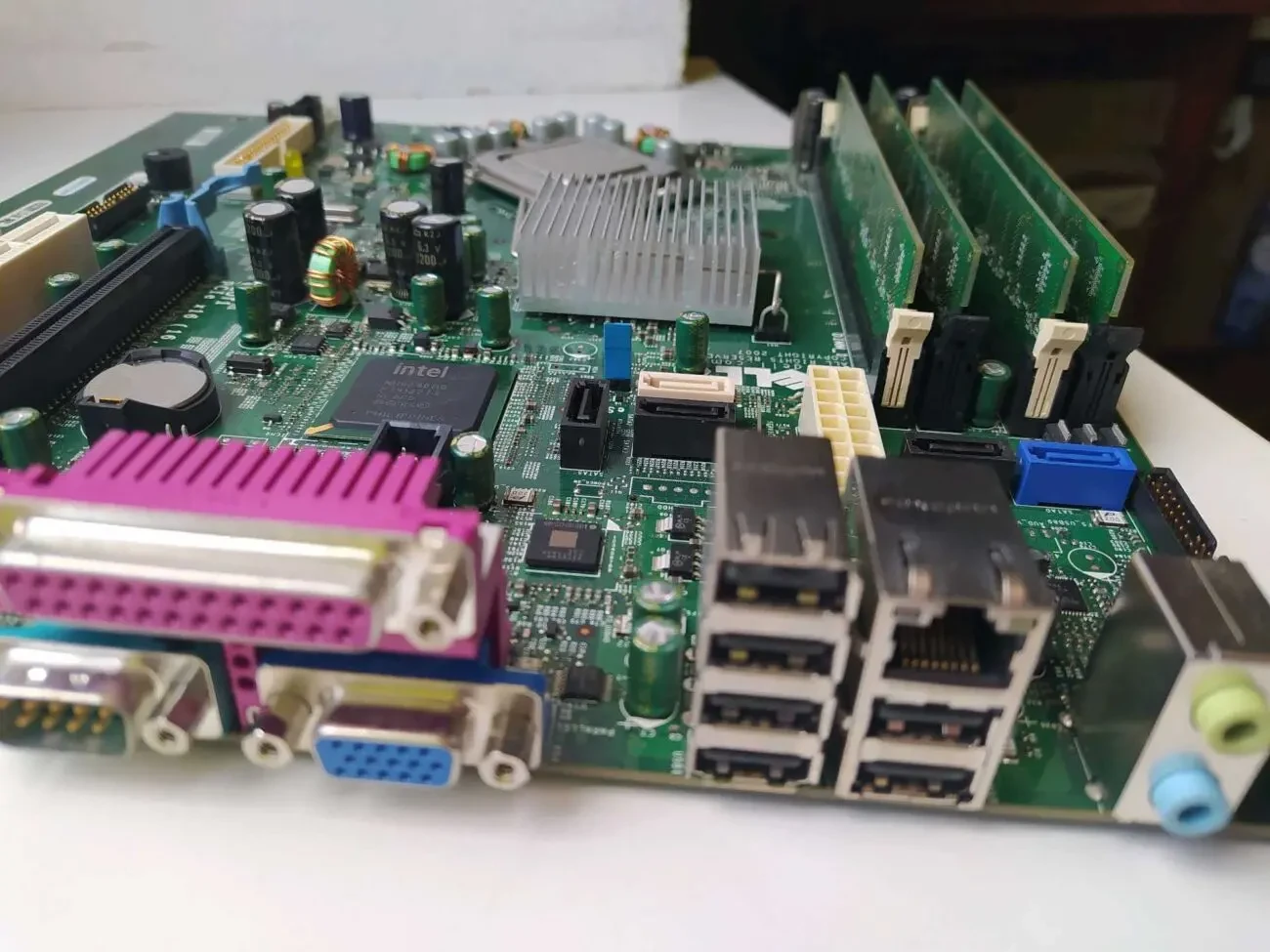 Материнська плата DELL CN-OGM819 9