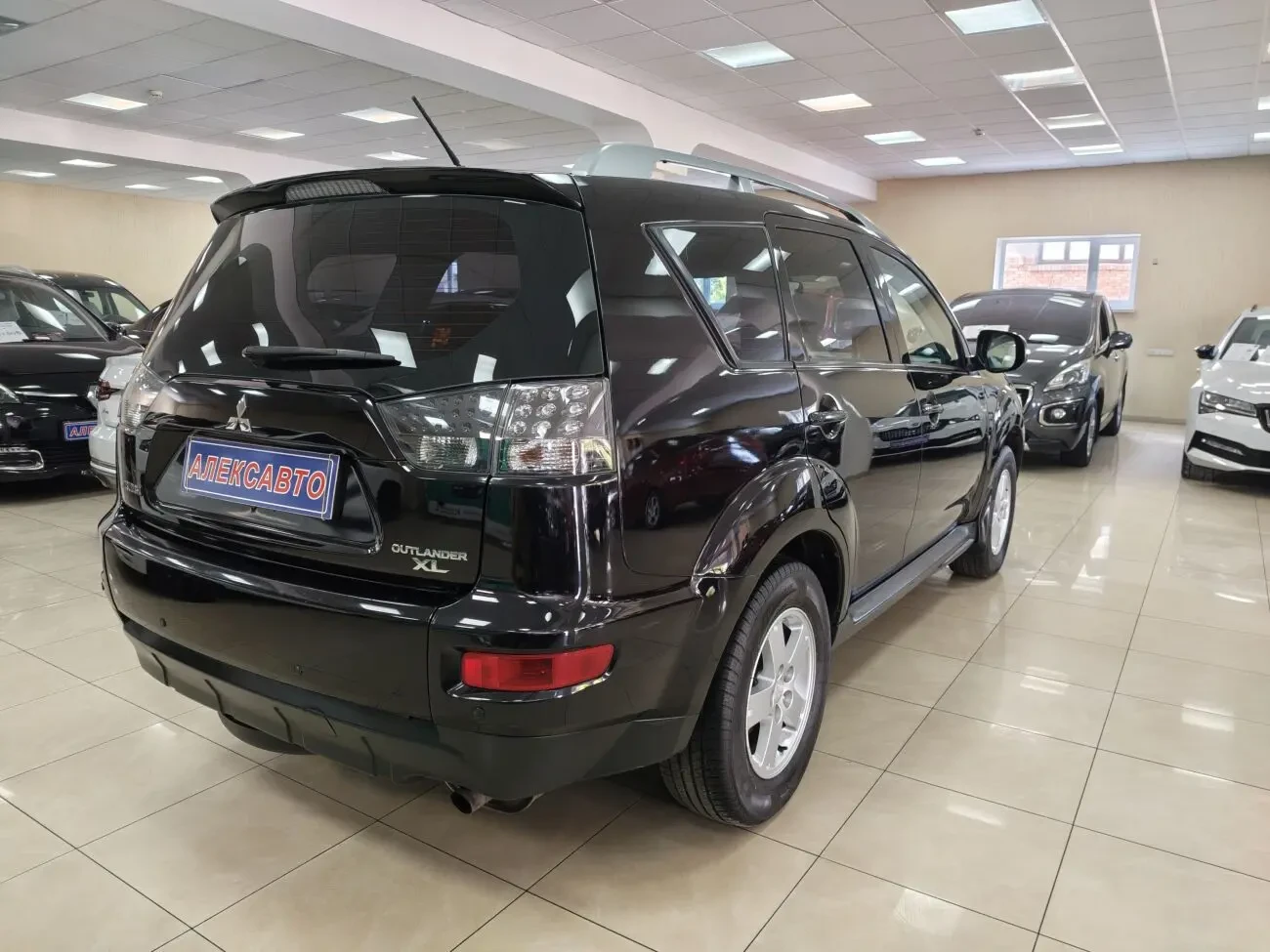Mitsubishi Outlander 4WD 2.0i 16V 6АКПП 2010 р.в. (147 к.с.) 5