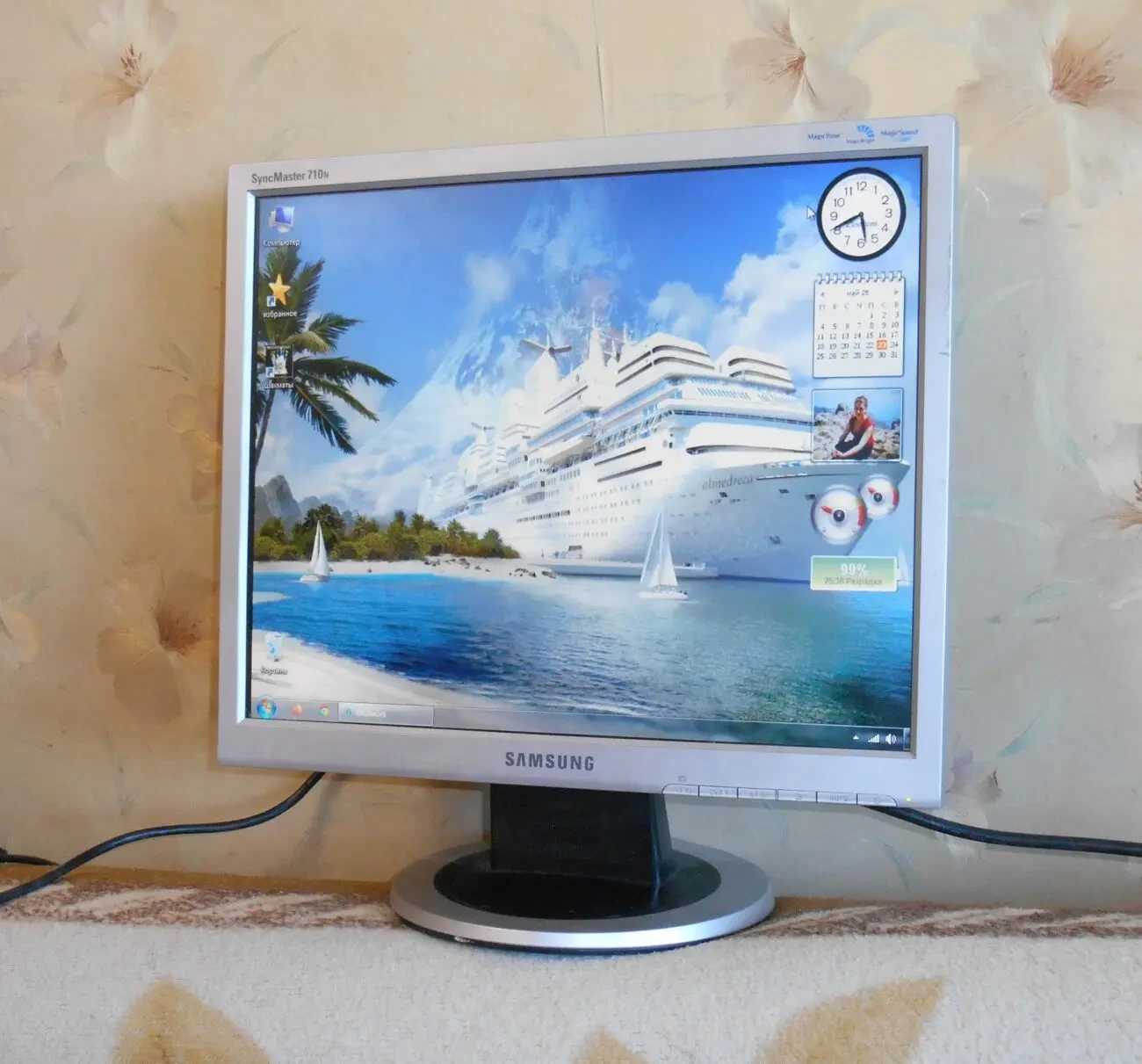 Монитор Samsung 17