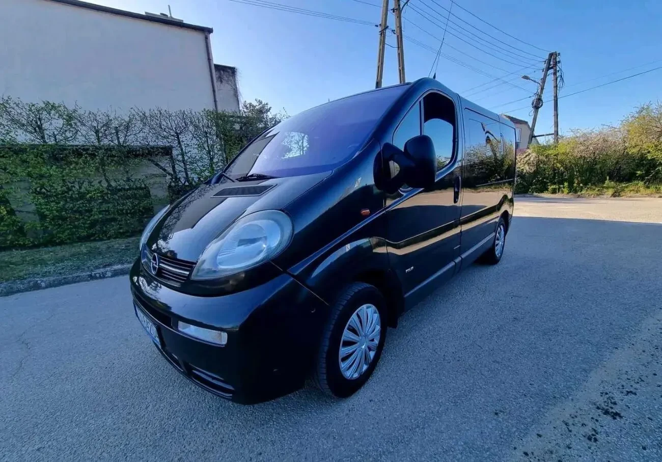 Opel Vivaro 2006