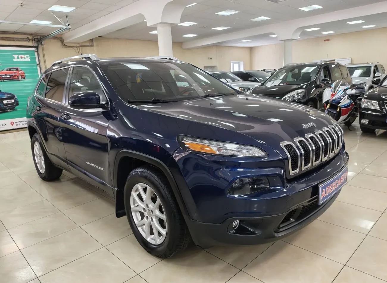 Jeep Cherokee 4WD 3.2i V6 24V 9АКПП 2015 р.в. (272 к.с.)