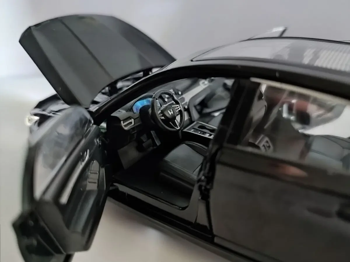 Колекційна металева модель Honda Accord у масштабі 1 24 3