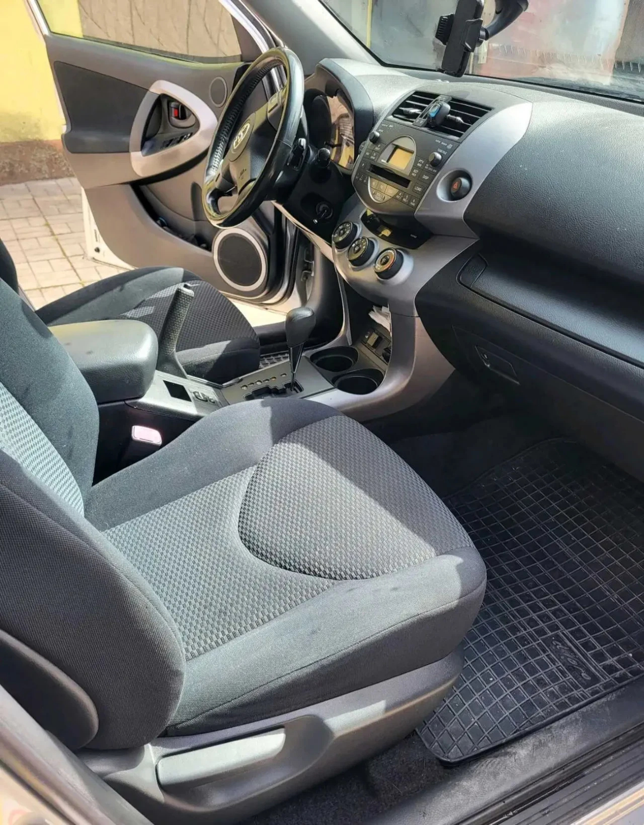 TOYOTA RAV4 2007 4