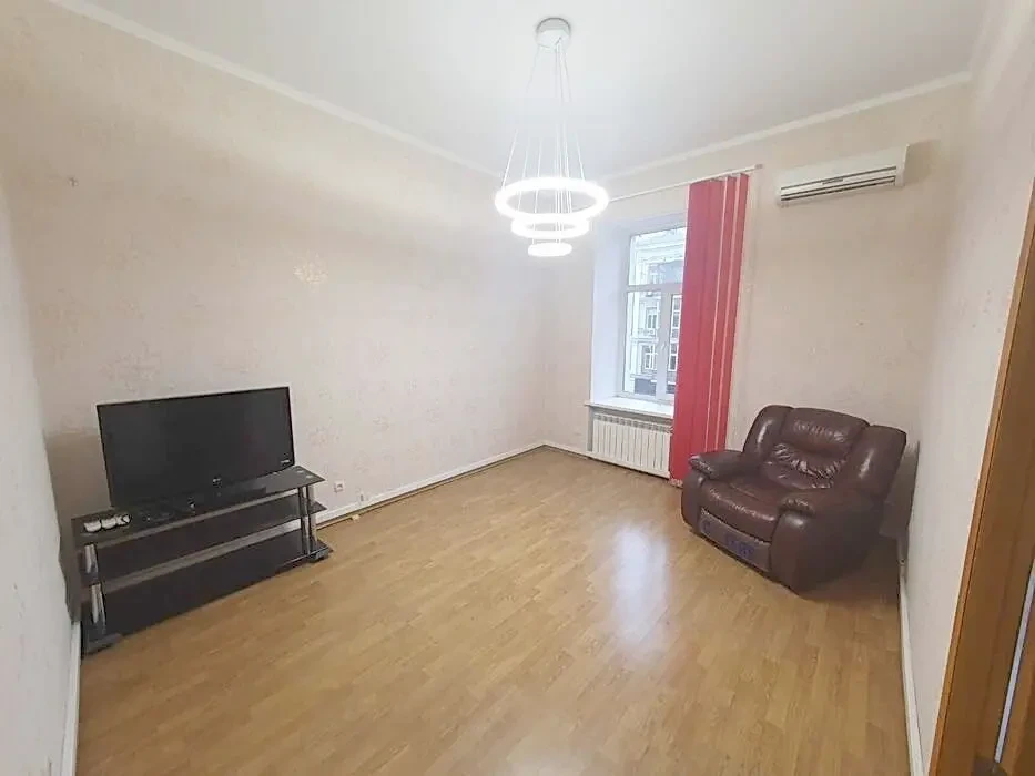 Аренда офиса 140 м2, Руставели 34, Центр, м Дворец Спорта, Бессарабка 7