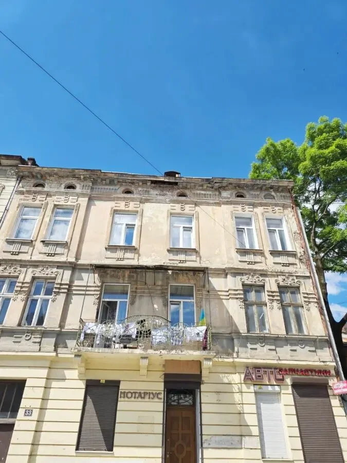 Продаж 2-кімн. квартири в Центрі Львова по вул.Джерельній 9