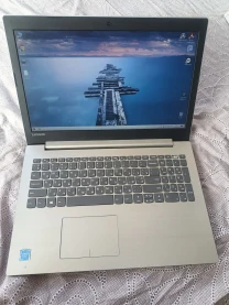 Ноутбук Lenovo (fullhd ssd 240 оперативка 8)