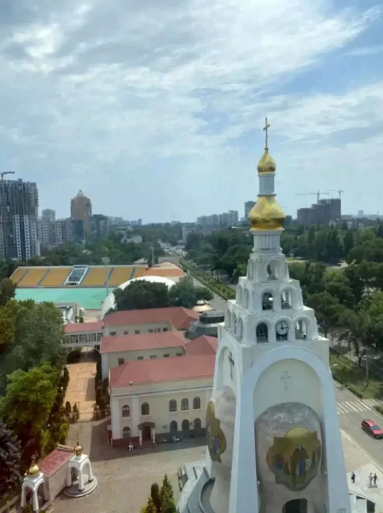 Парк Победы 4 спальни Фонтан ЮрАкадемия Фонтанская дорога Газ 3