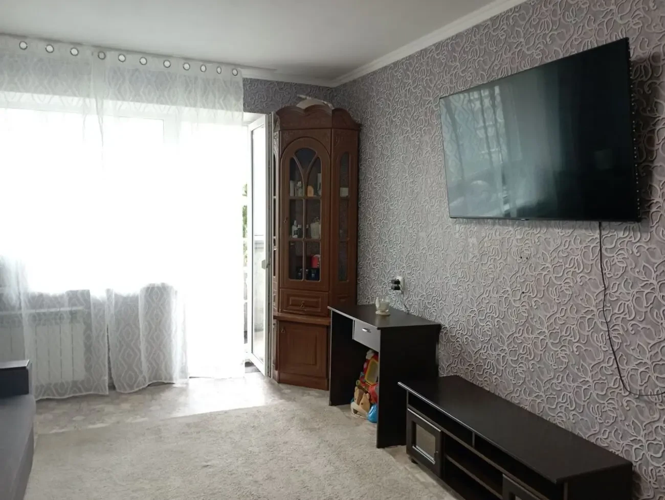 Продам 1-ком Левый Берег 5этаж ремонт, без долгов. Срочно 5