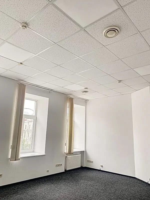 Аренда офиса 150 м2, Саксаганского 106, Петлюры, м Вокзальная, м Университет 5