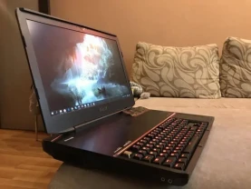 MSI GT80 Titan