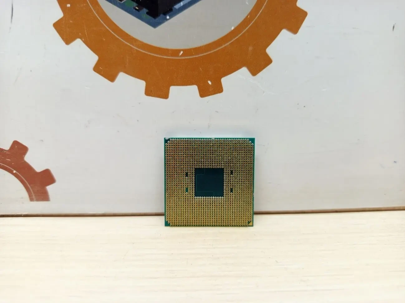 Процесор AMD Ryzen 3 PRO 2100GE 2