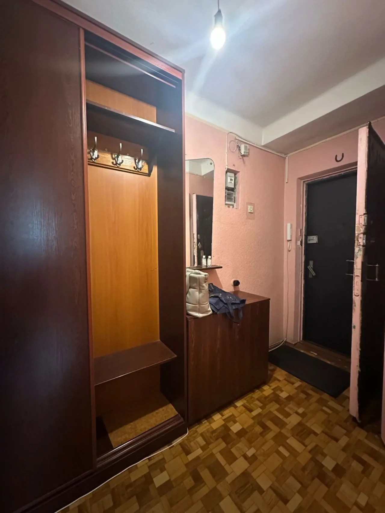 БЕЗ КОМІСІЇ. Світла 2 кімнатна квартира на Солом&rsquo;янці. Тихий зелени 5