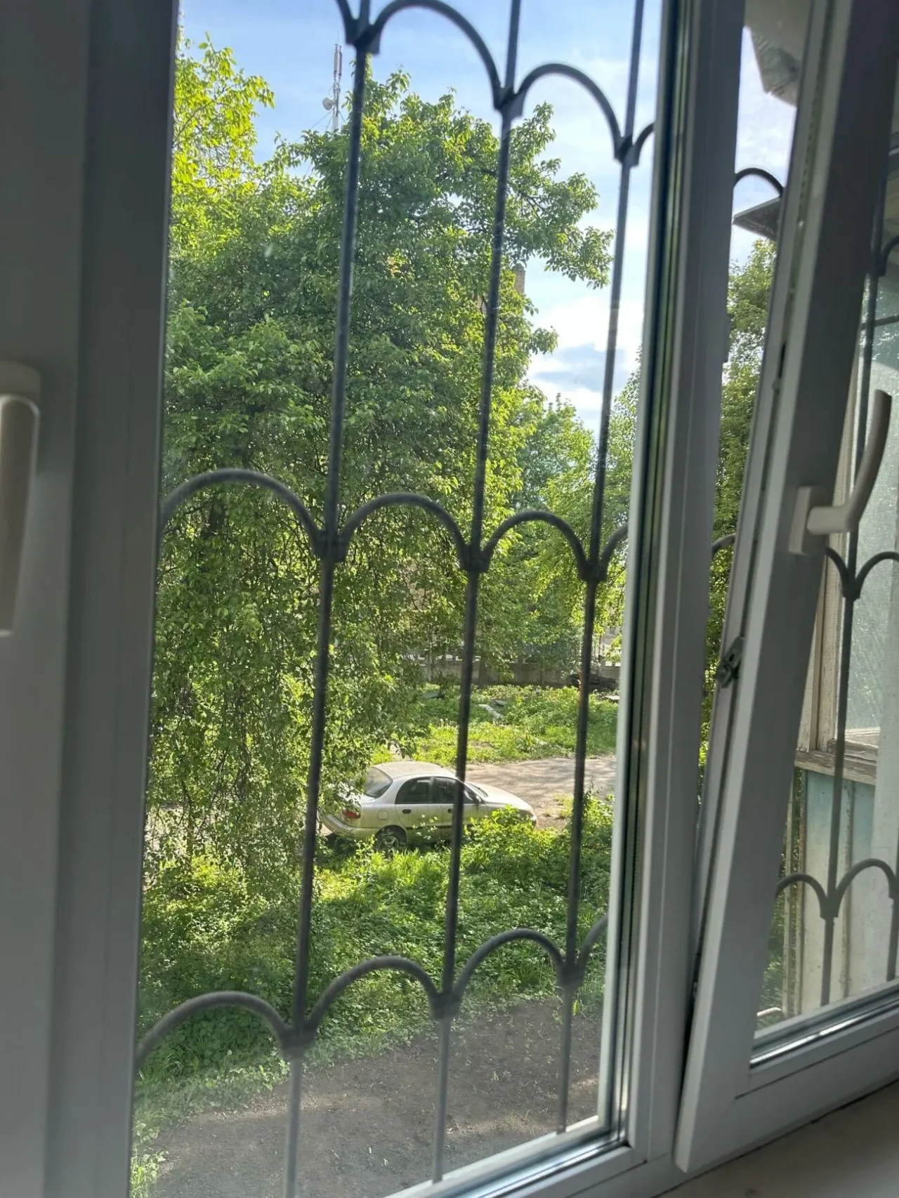 БЕЗ КОМІСІЇ. Світла 2 кімнатна квартира на Солом&rsquo;янці. Тихий зелени 2