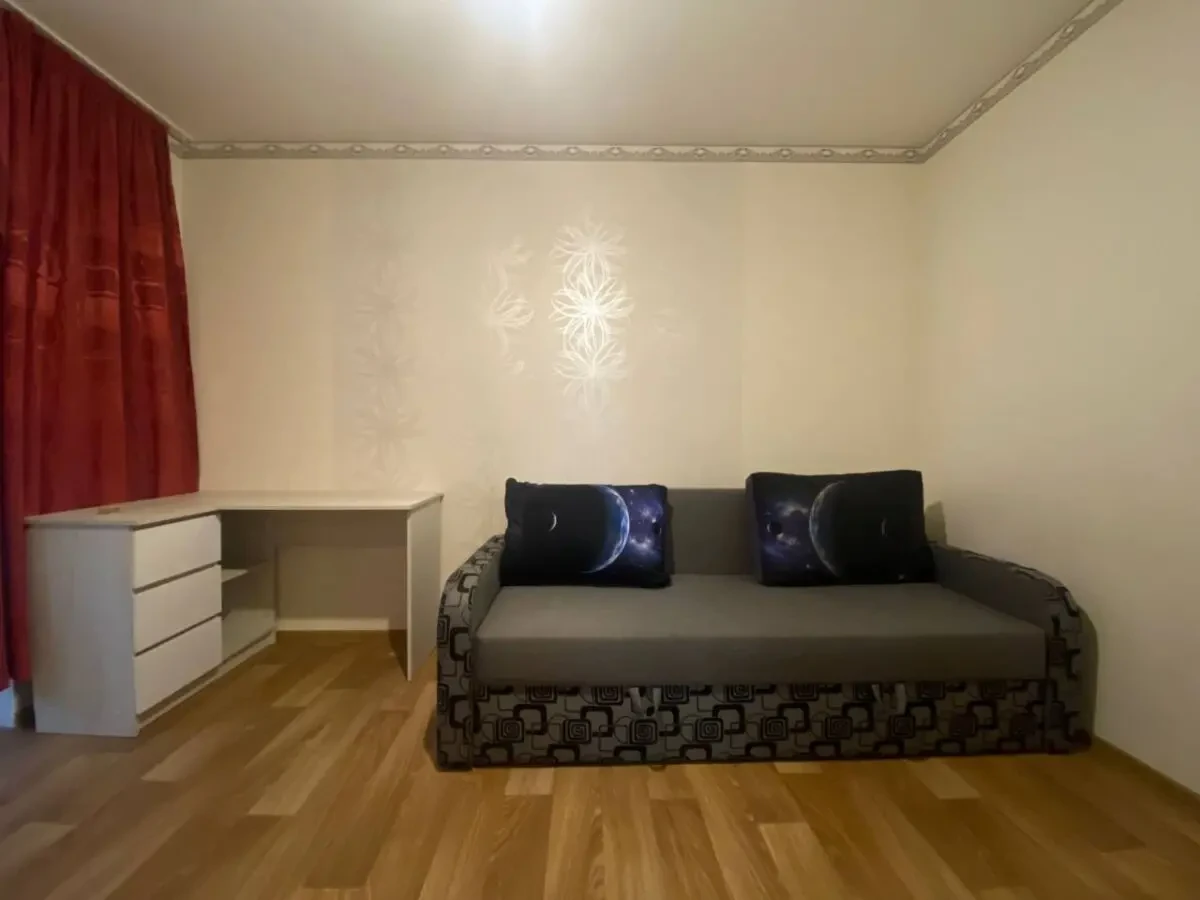 продам 3 комнатную квартиру