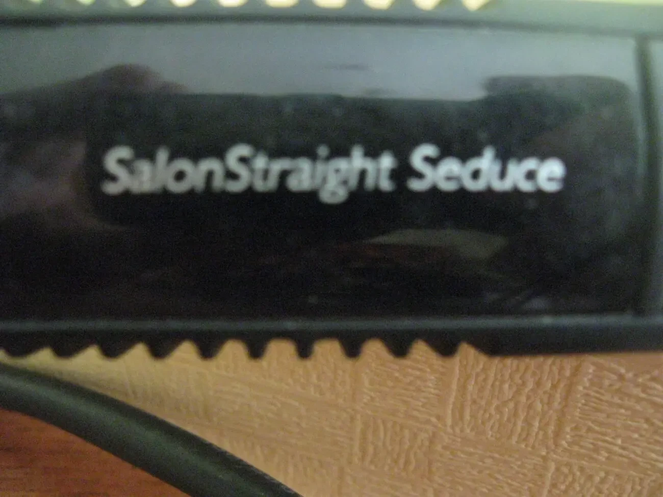 Плойка-вирівнювач Phillips Salon Straight Seduce 4