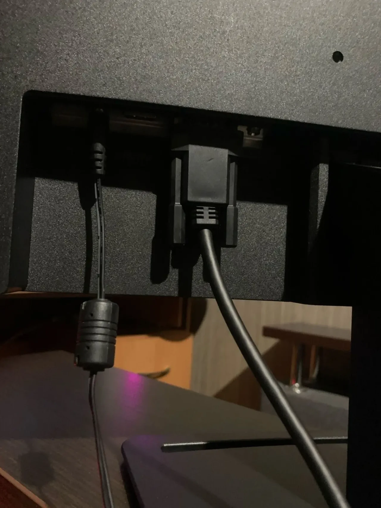 Продам MSI PRO MP223 4