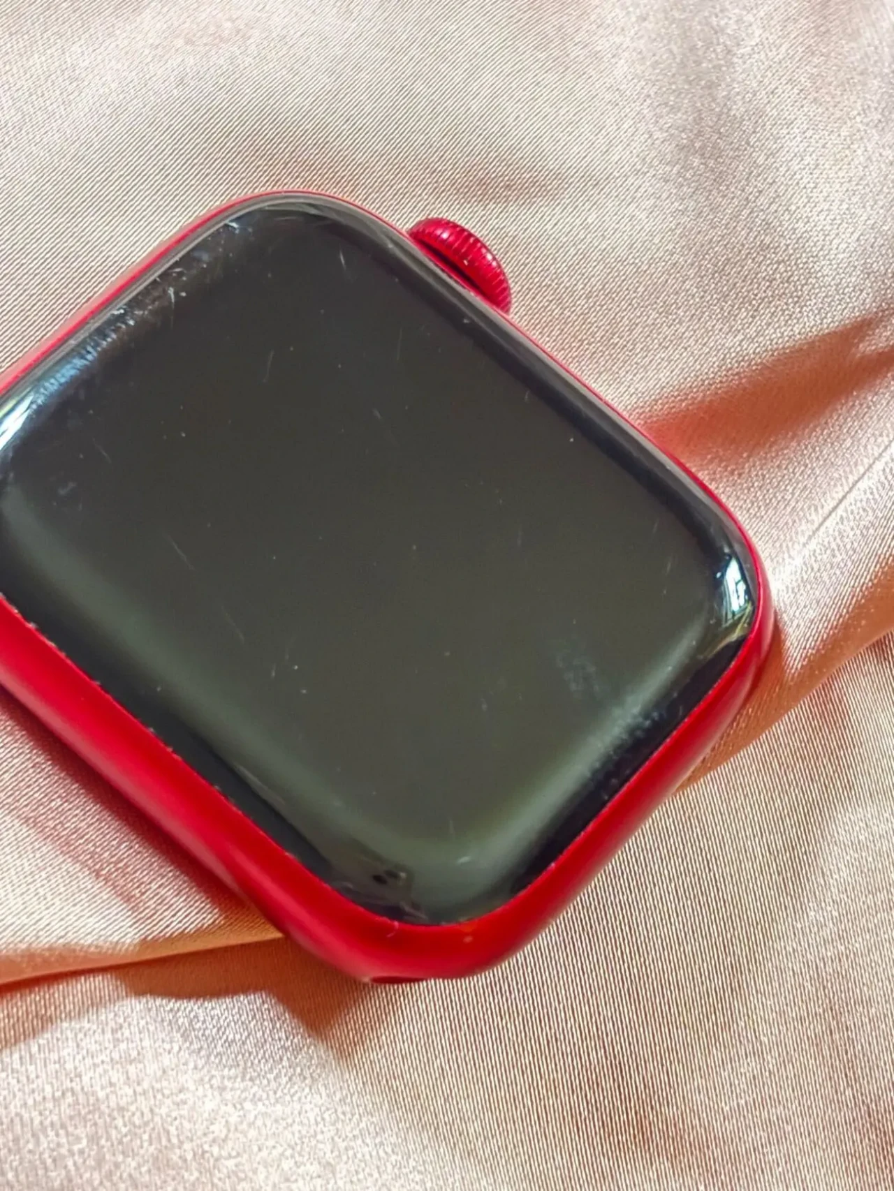 Apple Watch 7 41 mm Red 4