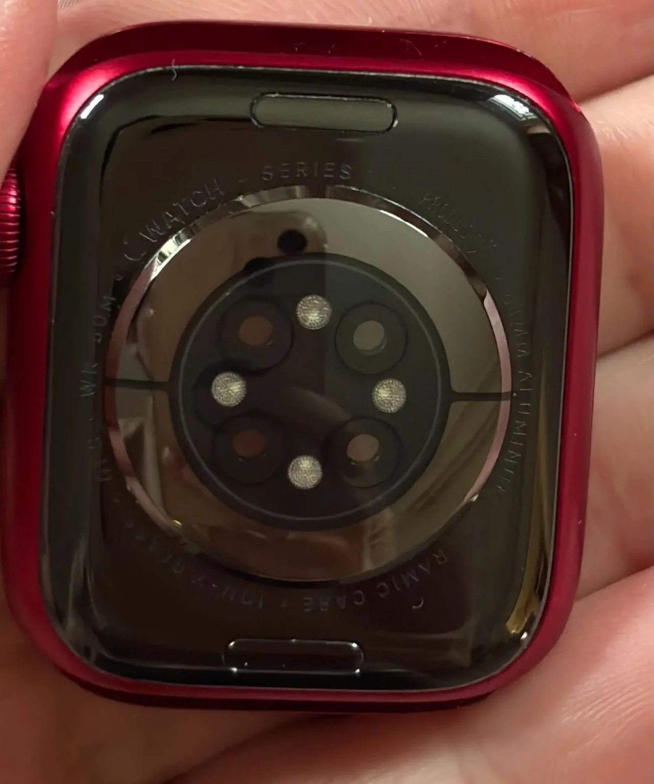Apple Watch 7 41 mm Red 3