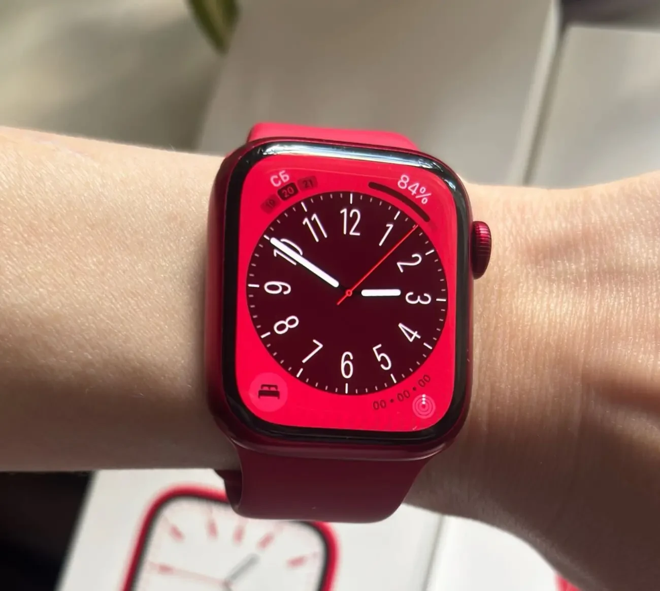 Apple Watch 7 41 mm Red 8
