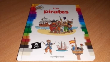 Книга для дітей пірати на французькій мові