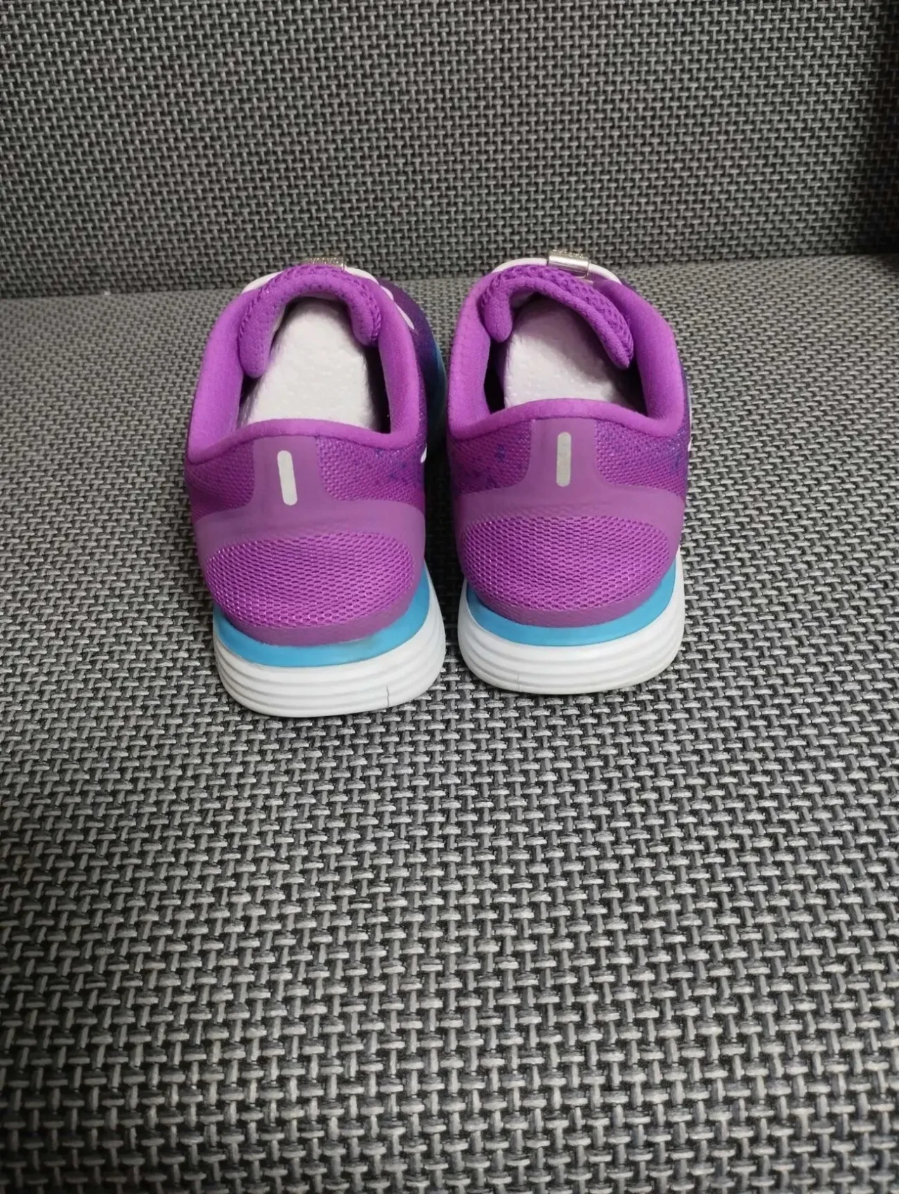 Кросівки жіночі Nike 40 р 3
