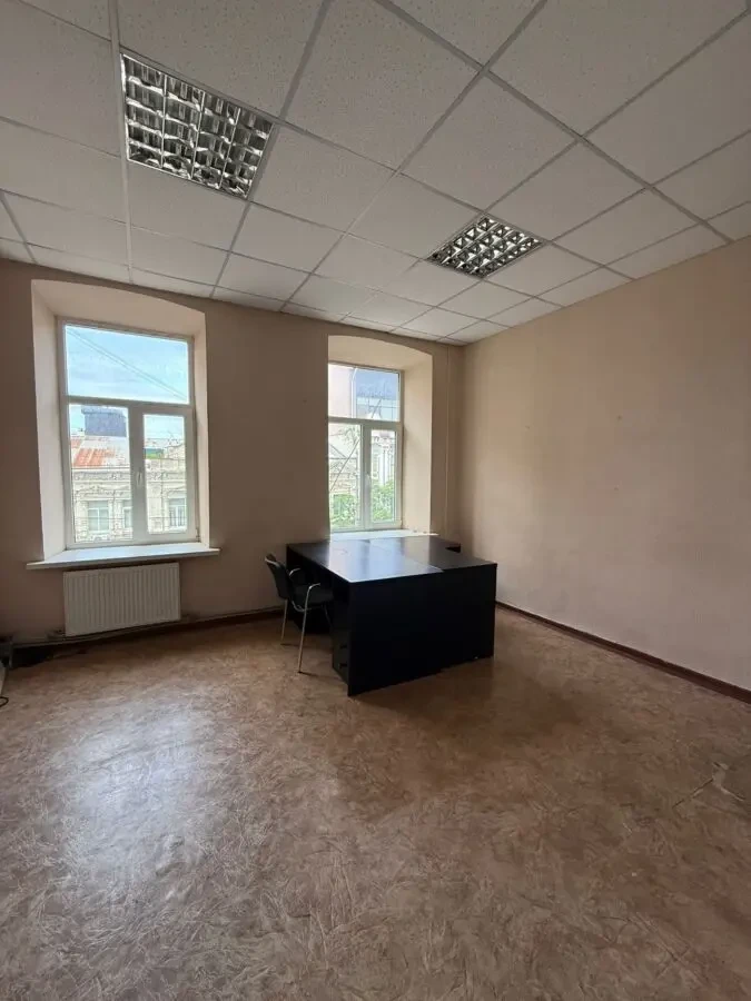 Сдам помещение офис в центре 5