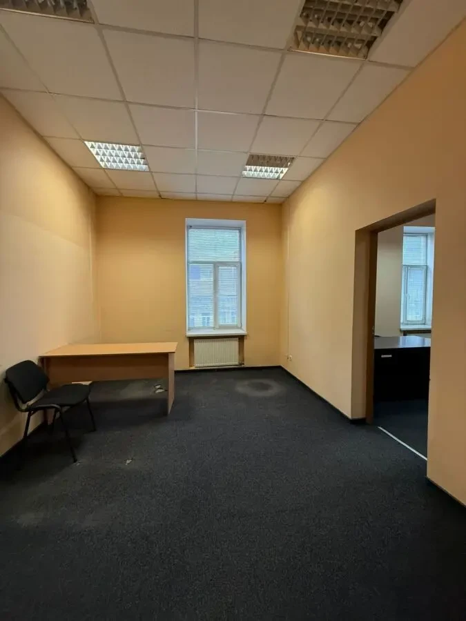 Сдам помещение офис в центре 4