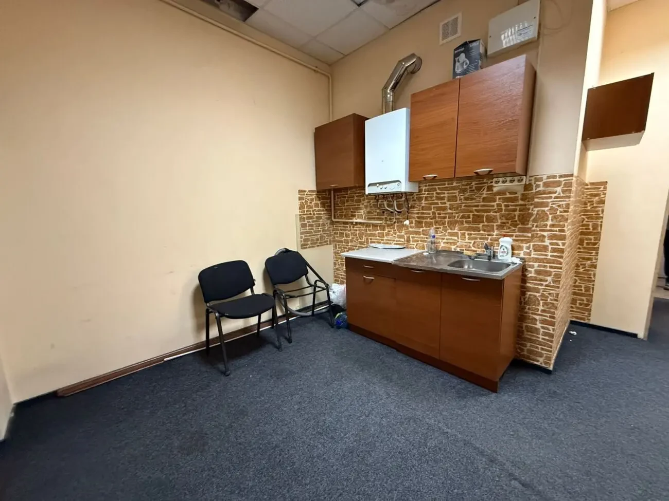 Сдам помещение офис в центре 9