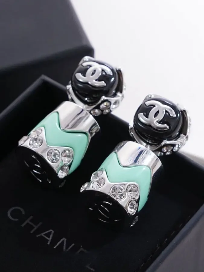 Сережки Chanell 2