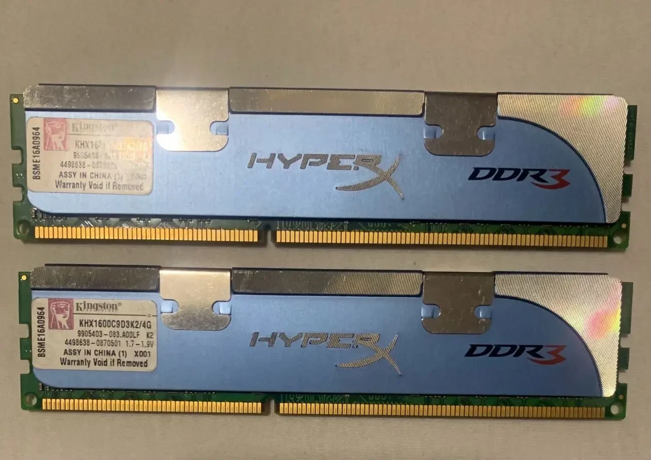 Kingston HyperX Genesis DDR3 4GB (2x2GB) 1600MHz.