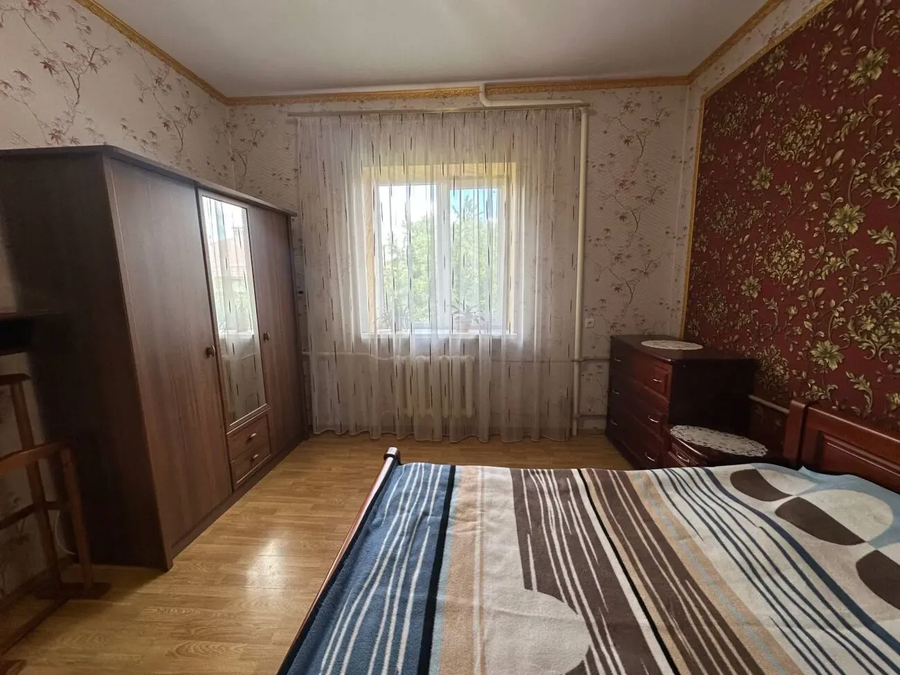 Продам будинок 212 м2 гарний житловий стан 5 кімнат Газ Камін Підвал 7