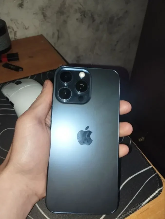 Apple iPhone 15 Pro Max 5