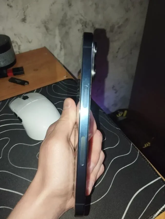 Apple iPhone 15 Pro Max 6