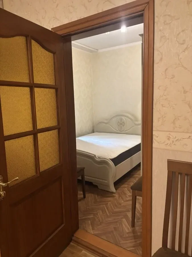 Шикарна пропозиція біля метро Дорогожиичі 2