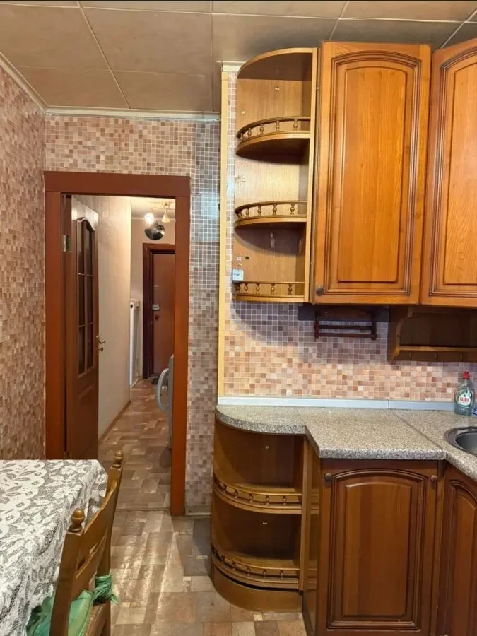 Продам 1к квартиру в центре 2