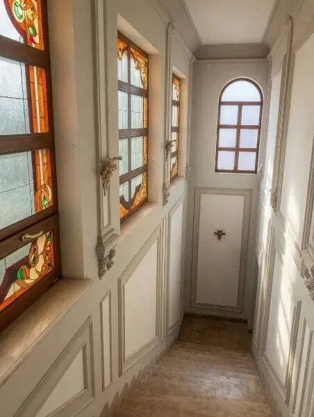 Продам 3-поверховий будинок з унікальним ремонтом, вул. Садова, 66.