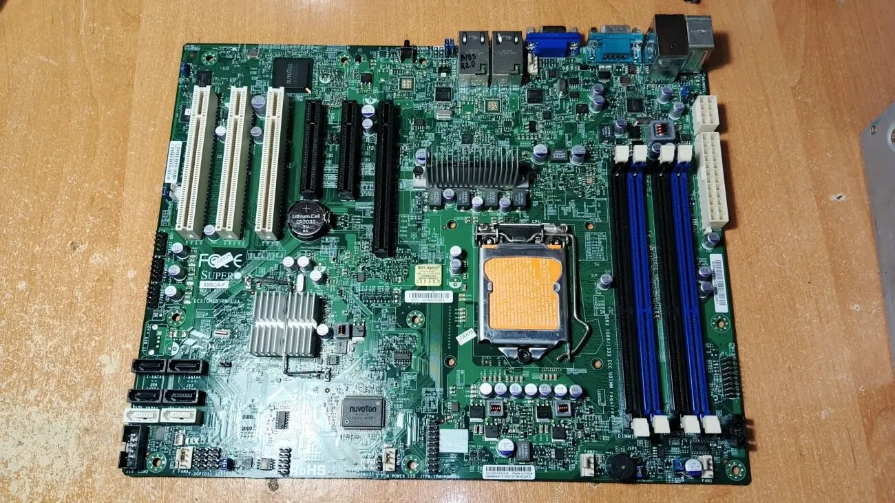 Серверная материнская плата Supermicro X9SCA-F (S1155) (C204) ATX (Читать описание)