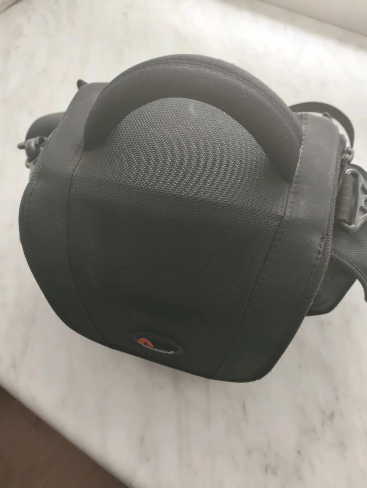продам камеру Cаnon1100D 6