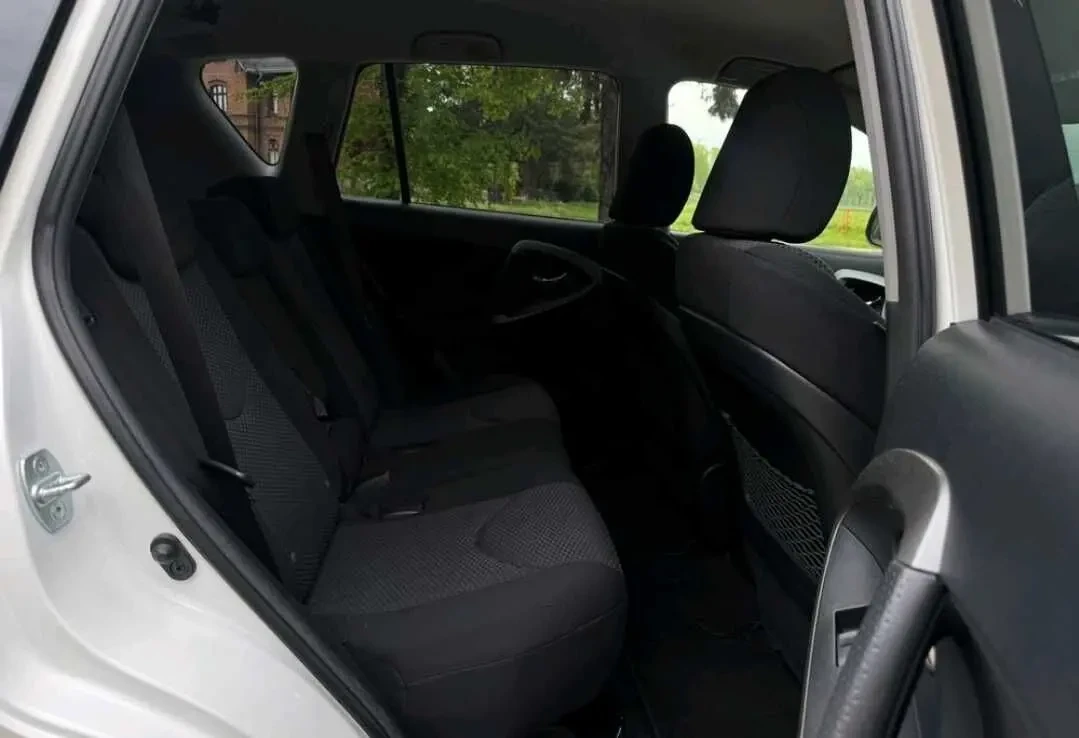 Toyota RAV 4 7