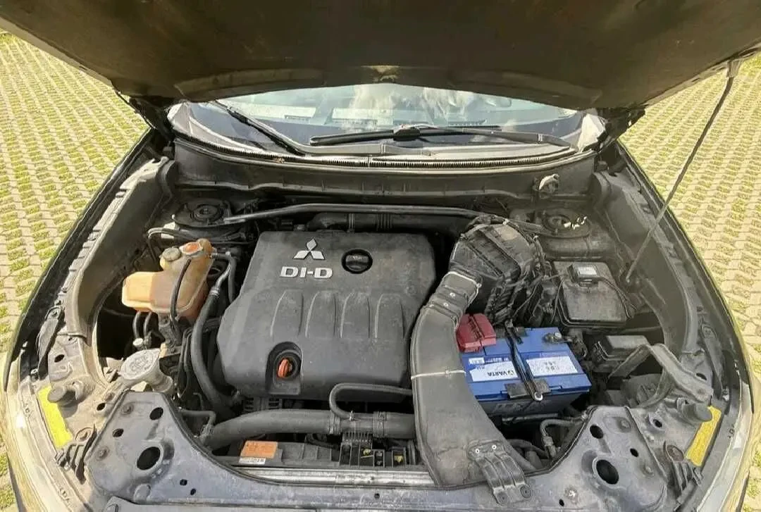 Mitsubishi Outlander купити авто в Україні 5