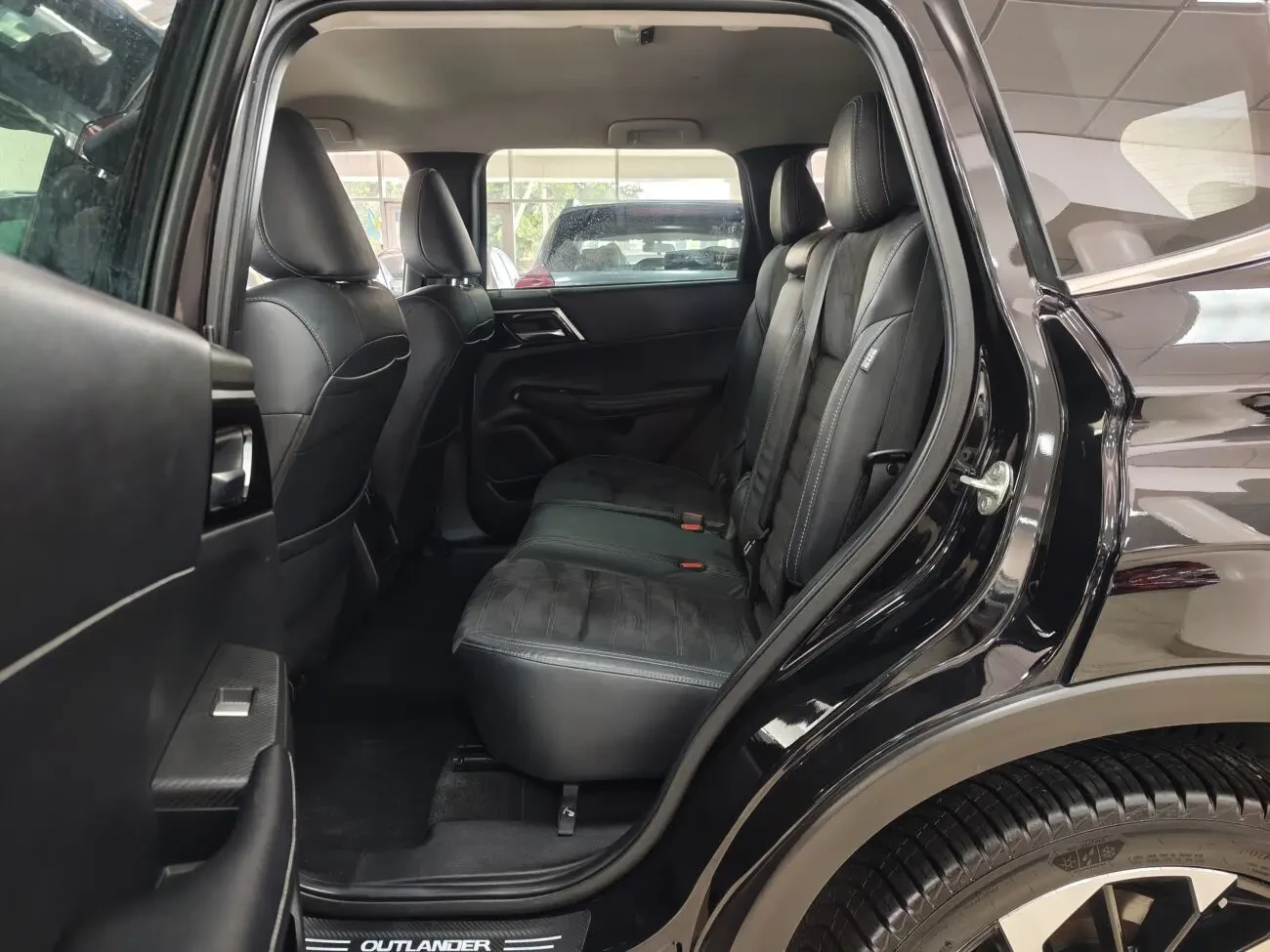 Mitsubishi Outlander 2.5MIVEC 16V АКПП 2022 р.в. (184 к.с.), 7 місць 8