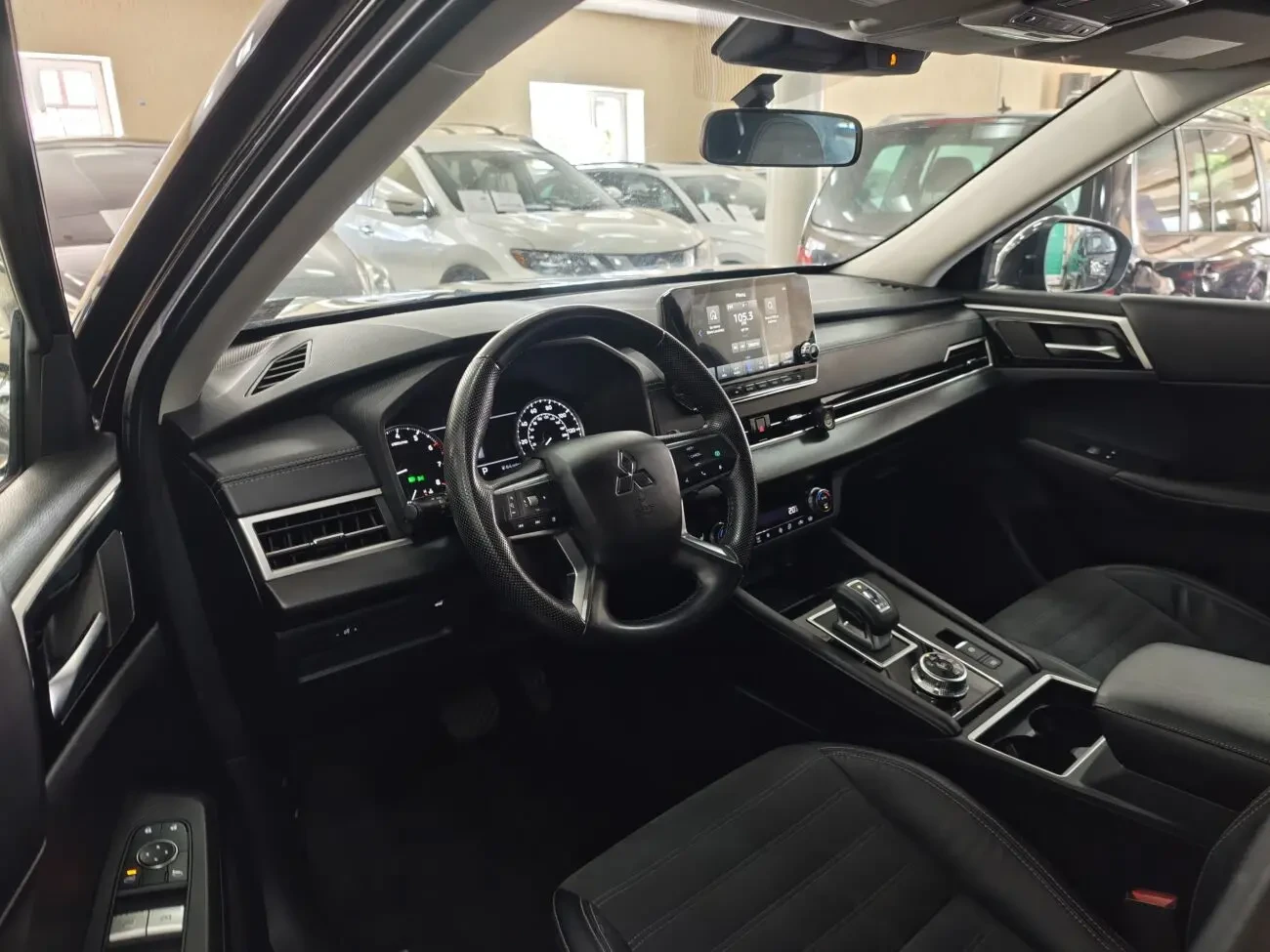 Mitsubishi Outlander 2.5MIVEC 16V АКПП 2022 р.в. (184 к.с.), 7 місць 9