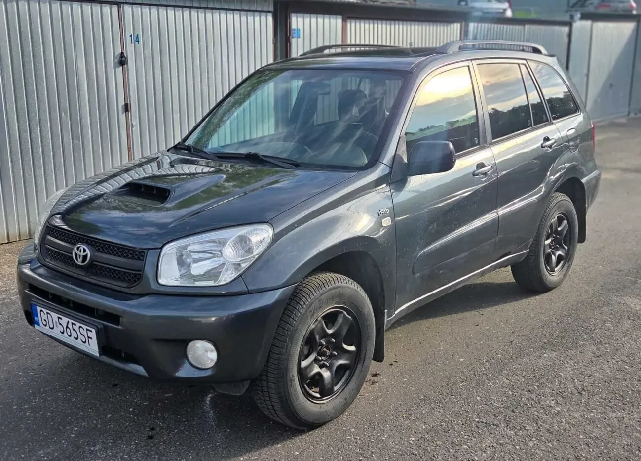 Toyota Rav4 купити в Україні