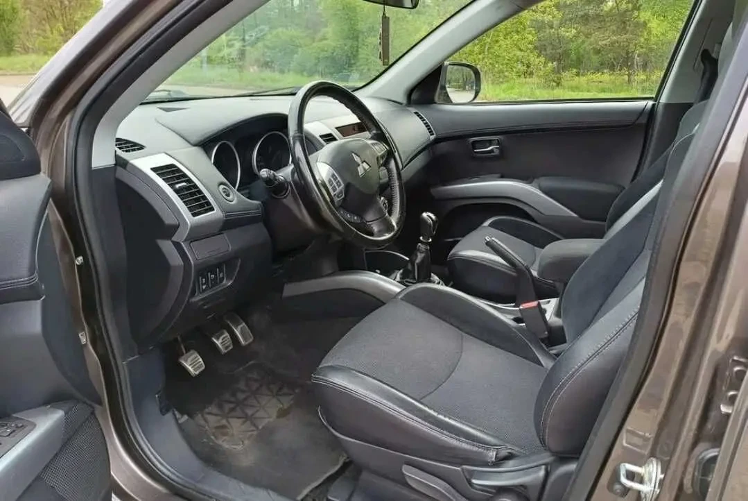 Mitsubishi Outlander для ЗСУ 7